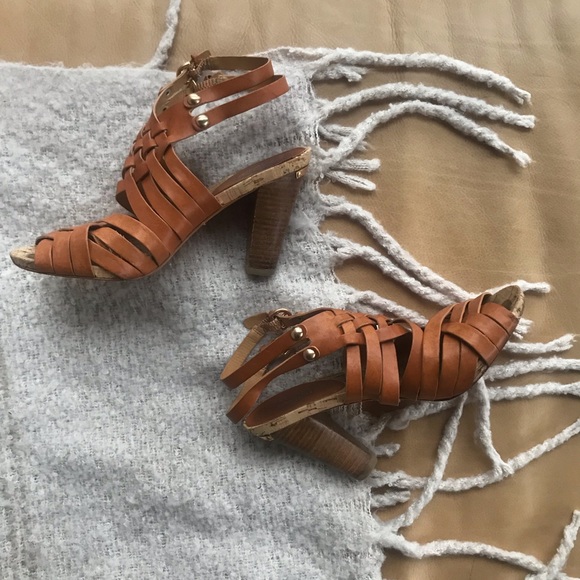 Coach Brown woven leather heels size 8 - Picture 2 of 6